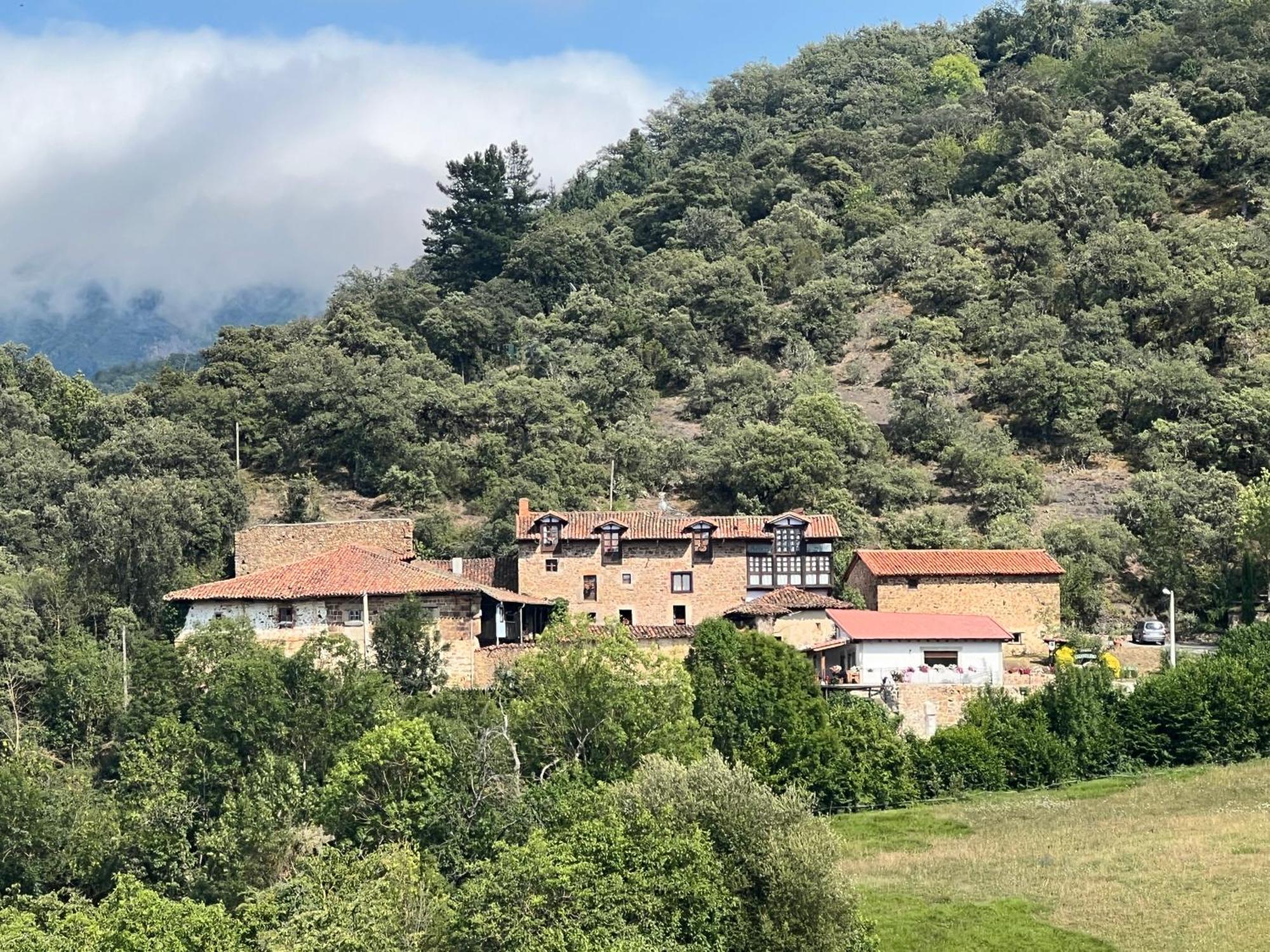 Posada la Trebede Perrozo Bagian luar foto